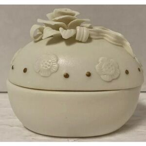 Vintage Ceramic Easter Egg Trinket Box Flowers Ivory Color